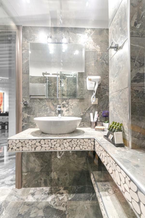 Athina Luxury Apartments Ayios Nikolaos Bagian luar foto