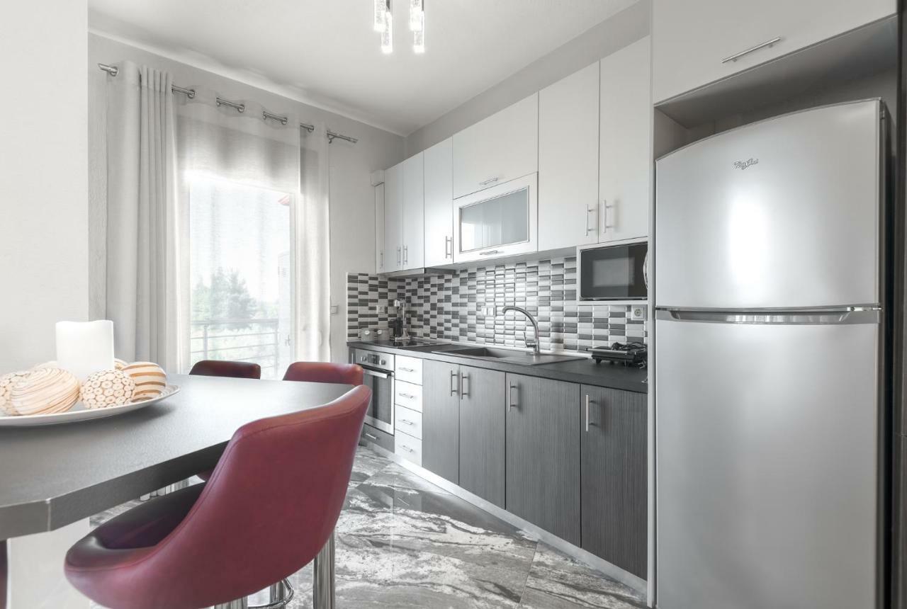 Athina Luxury Apartments Ayios Nikolaos Bagian luar foto