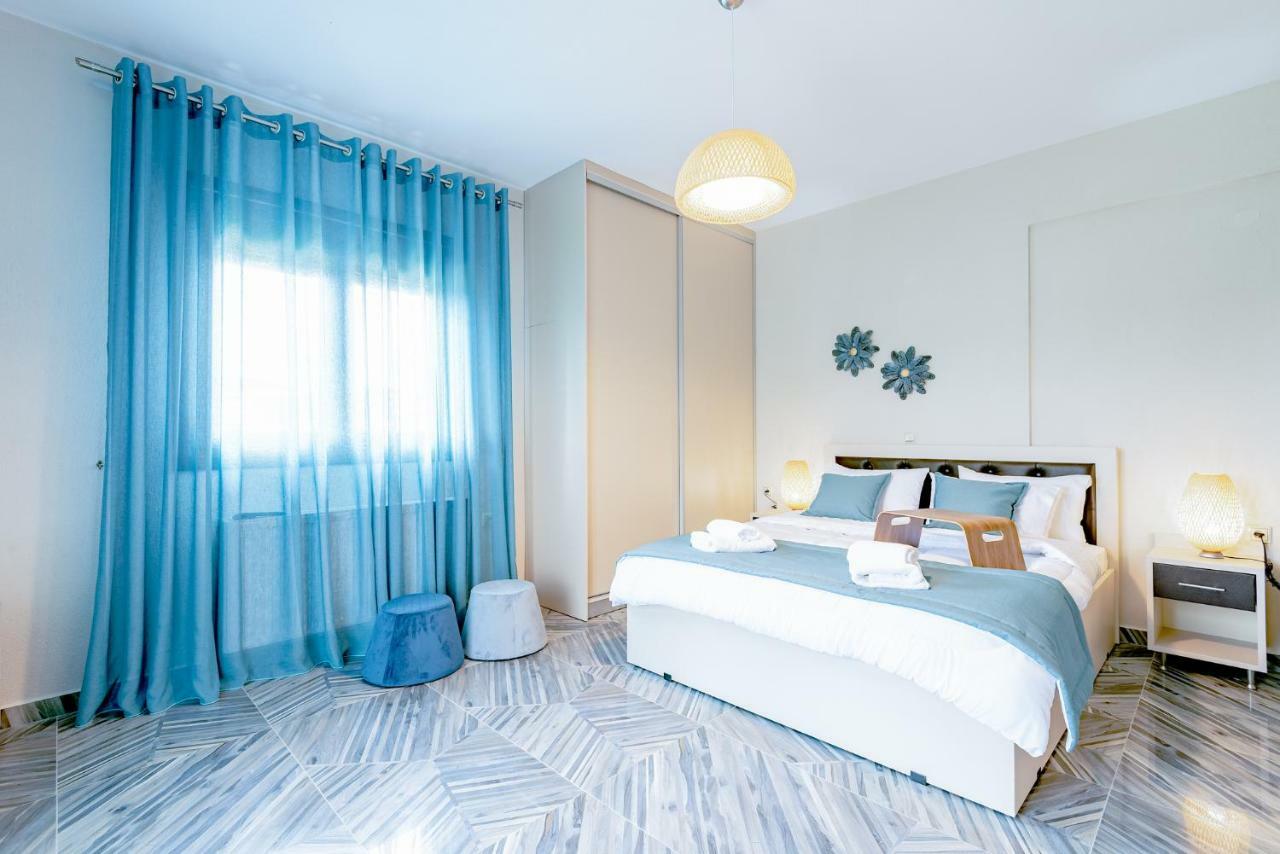 Athina Luxury Apartments Ayios Nikolaos Bagian luar foto