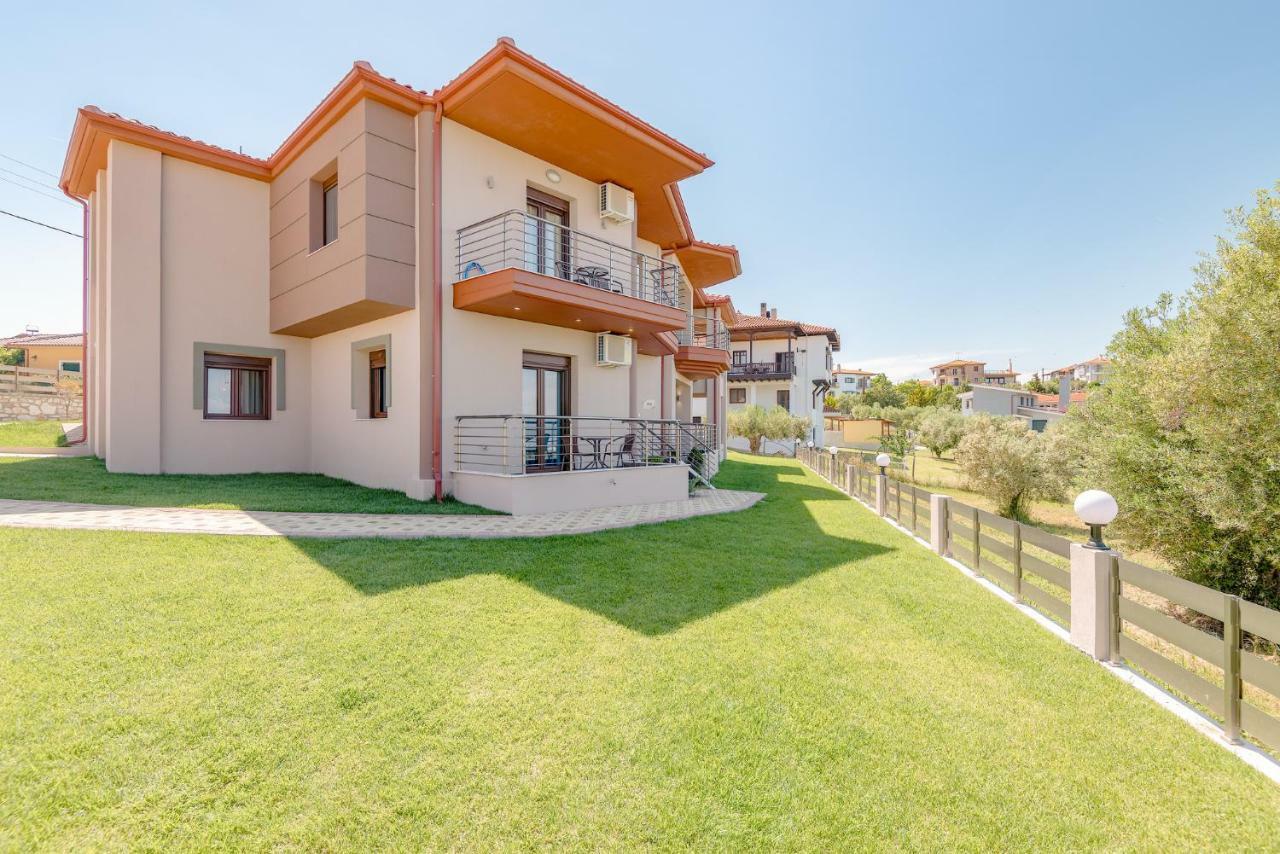 Athina Luxury Apartments Ayios Nikolaos Bagian luar foto
