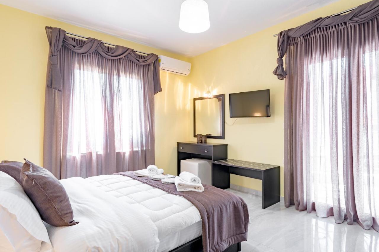 Athina Luxury Apartments Ayios Nikolaos Bagian luar foto